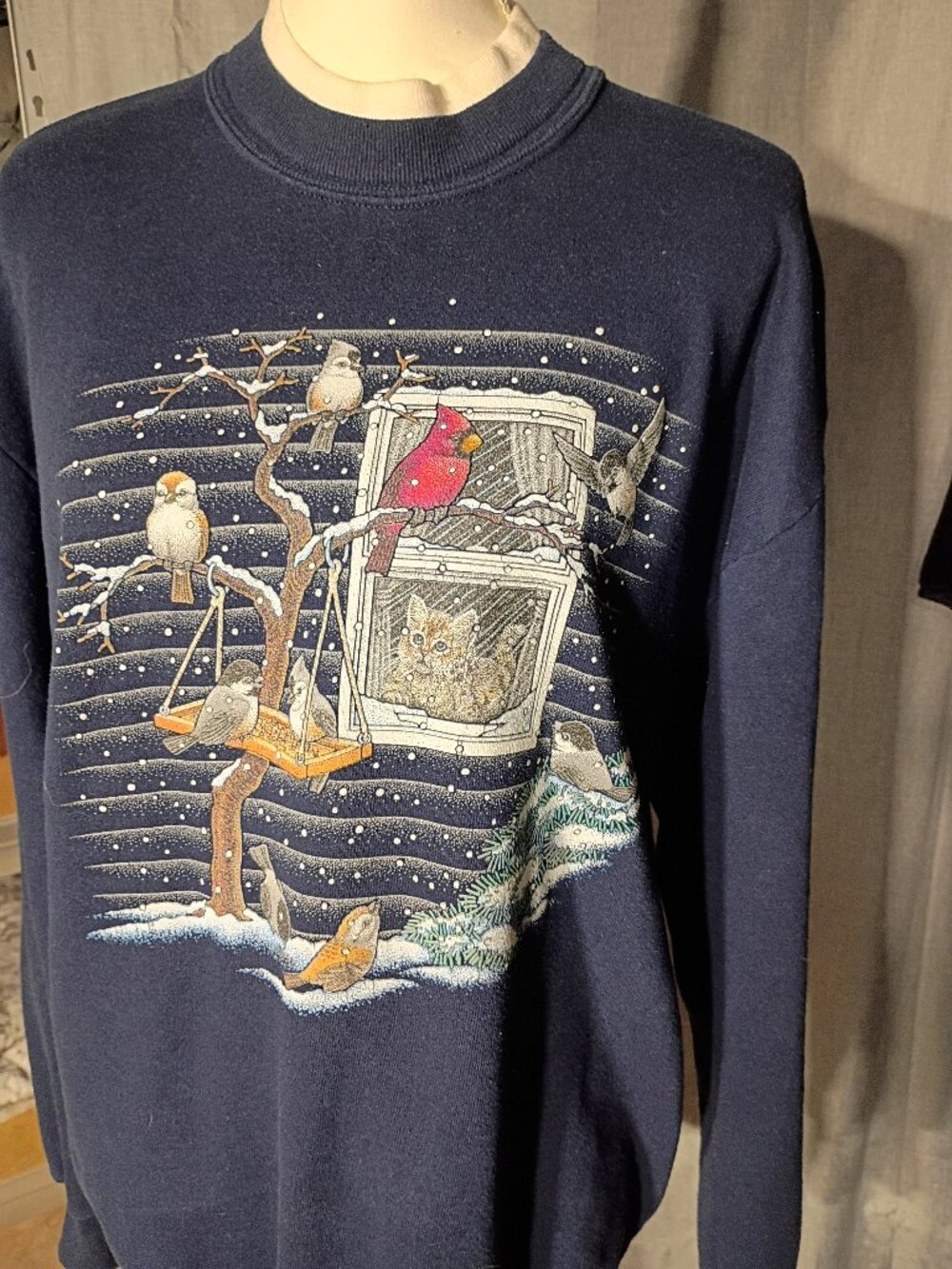 Vintage Whim Z Brand Winter Scene Cat Watching Birds Pullover Sweatshirt 1980s